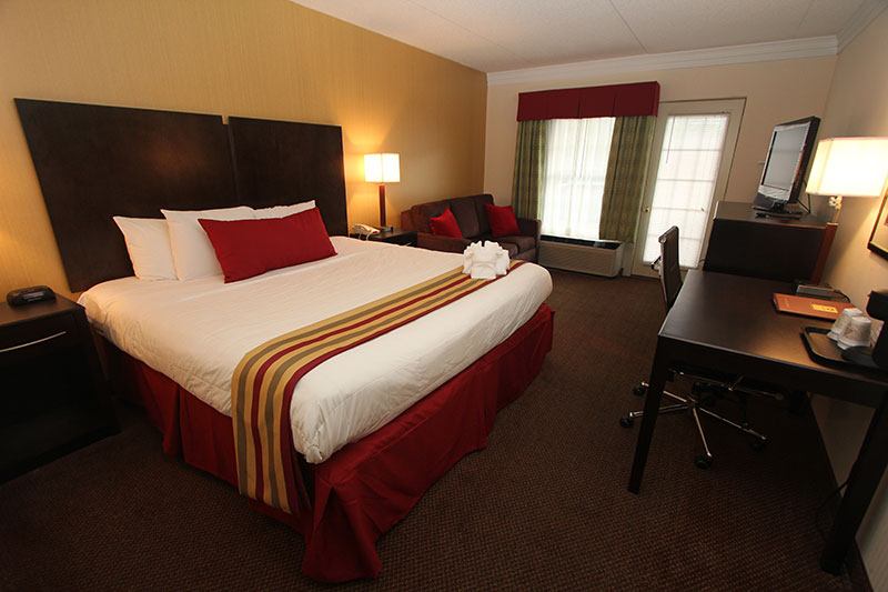 Luxury Hotel Rooms Suites In Downtown Gatlinburg Black