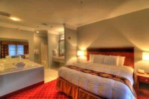 luxurious suite with king bed and jacuzzi tub in Gatlinburg TN