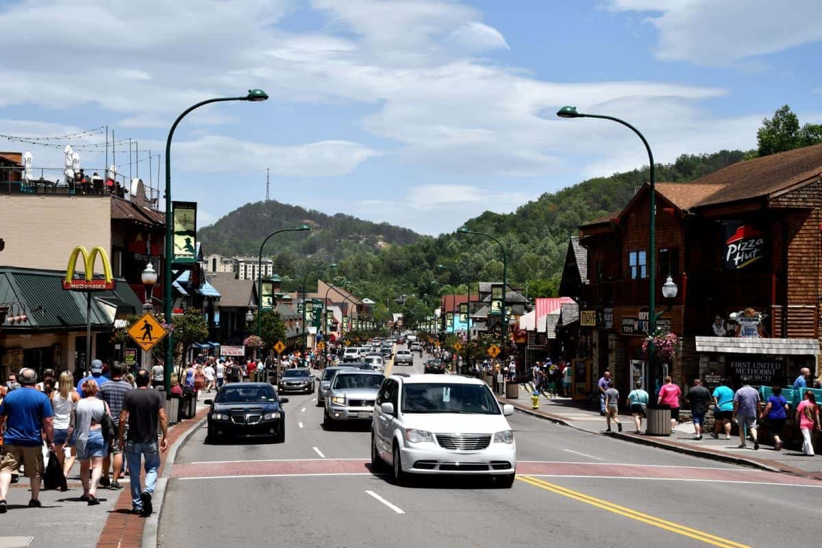 4 Benefits of Staying at Our Hotel Near Downtown Gatlinburg - Hotels in