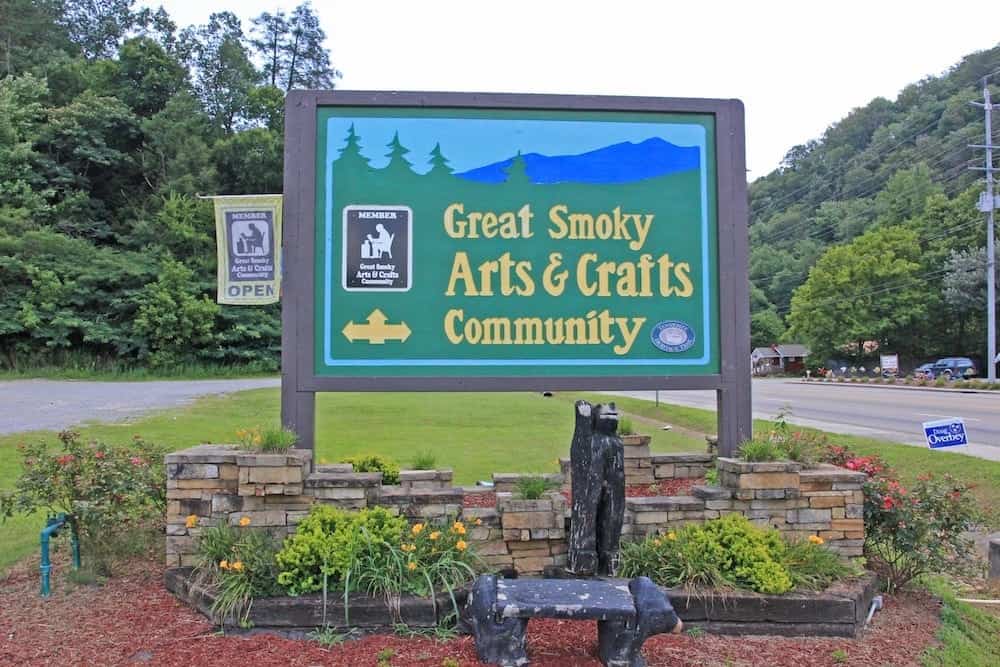 arts-and-crafts-community